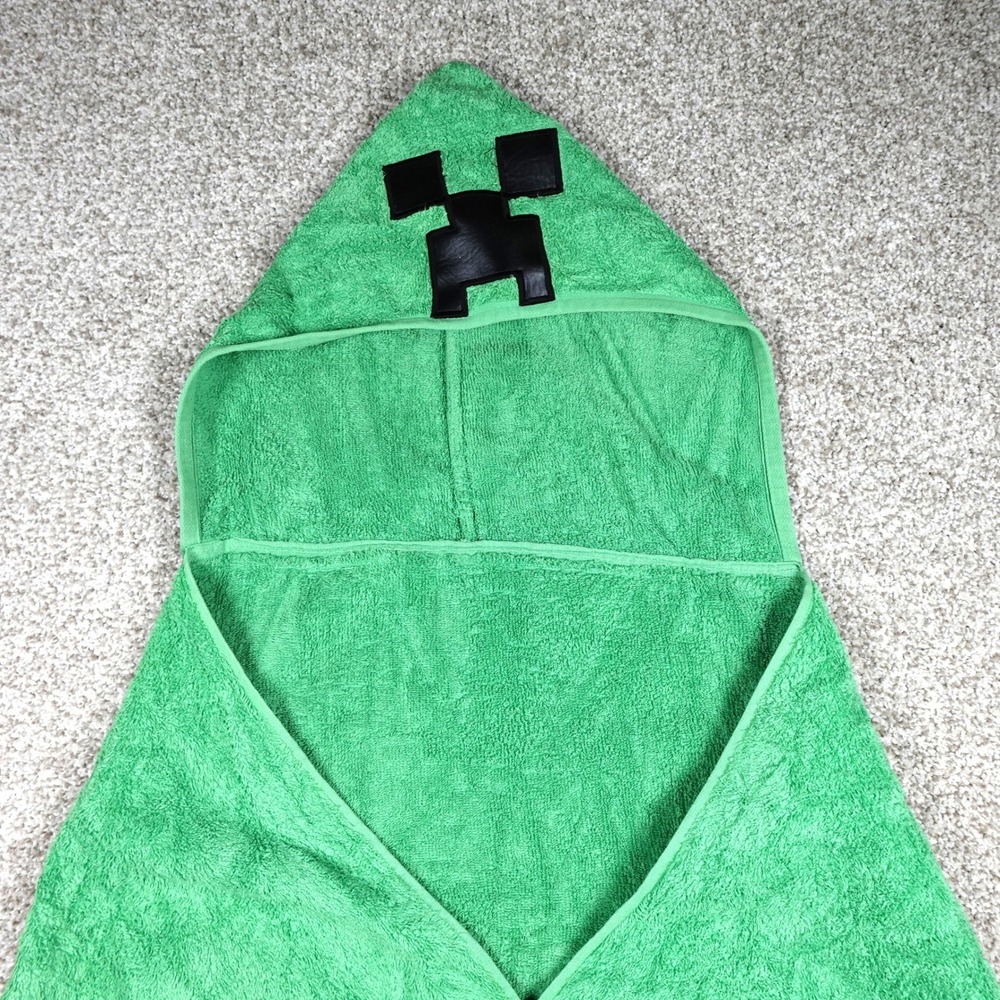 Room Essentials Minecraft Creeper Green Hooded Towel Kids Cotton Bath Wrap